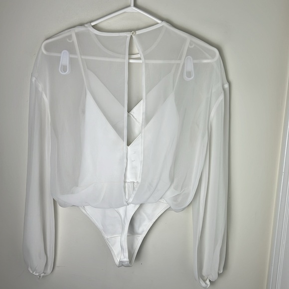 Aritzia Talmonte White Sheer Bodysuit Size XS - Picture 6 of 8